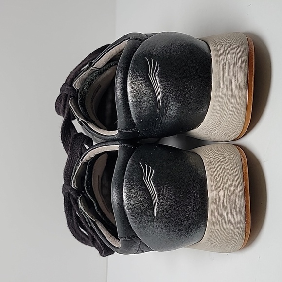 Dansko Charlie Black Leather Perforated Lace Up Sneaker Support EU 38 US 7.5 - Picture 9 of 16